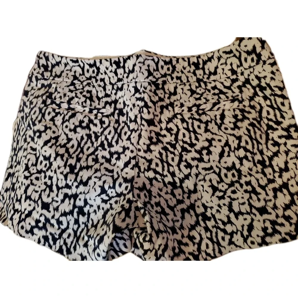 J. Crew Shorts Womens Side Zip Navy White Stretch‎ Flat Front Hipster Size 14